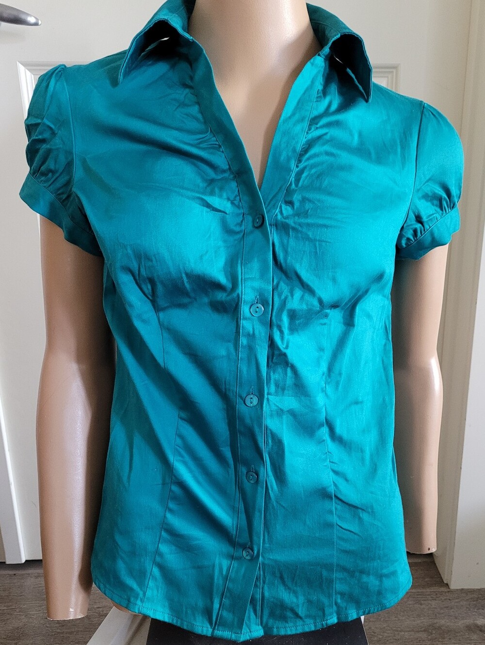 Cleo Teal Short-Sleeve Button-Down Shirt